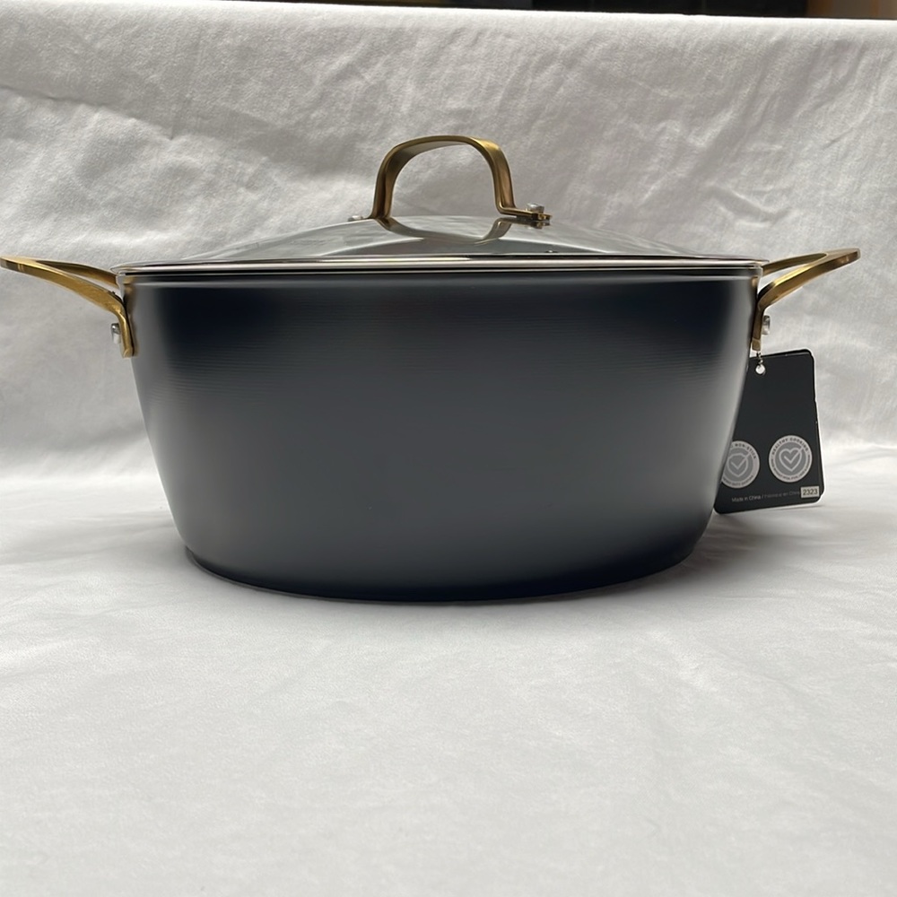Masterclass 11 “ cookwear with lid 5”deep Black pot,glass vent lid brass handles
